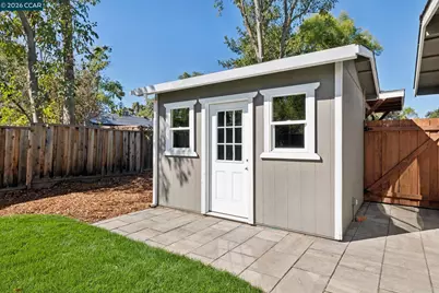 219 Evelyn Dr, Pleasant Hill, CA 94523 - Photo 41