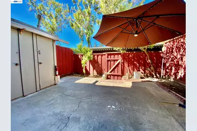 92 Hemlock Ln, Milpitas, CA 95035 - Photo 19