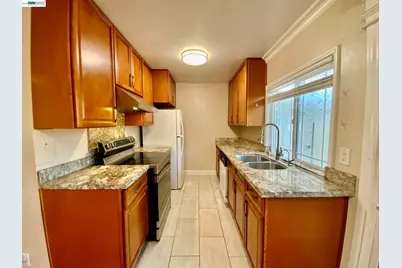 92 Hemlock Ln, Milpitas, CA 95035 - Photo 7