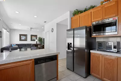 1221 Andrea Way, Vallejo, CA 94591 - Photo 9