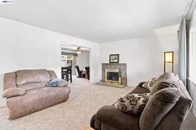 1064 Batavia Avenue, Livermore, CA 94550 - Photo 7