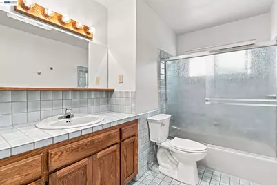 1064 Batavia Avenue, Livermore, CA 94550 - Photo 25