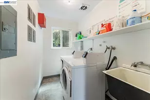 3768 Harrison St, Oakland, CA 94611 - Photo 29