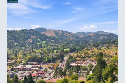 149 Sandringham Dr, Moraga, CA 94556 - Photo 43
