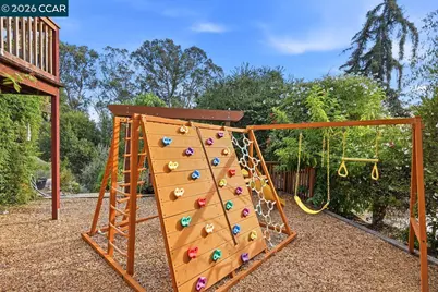 4080 Lambert, El Sobrante, CA 94803 - Photo 39