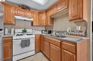 237 Del Loma Ct, Fairfield, CA 94533 - Photo 3