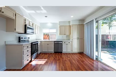 1548 Freed Cir, Pittsburg, CA 94565 - Photo 9