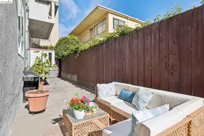 127 Bayo Vista Ave #104, Oakland, CA 94611 - Photo 27