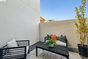 3235 B Louise St, Oakland, CA 94608 - Photo 29