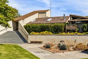 3204 Fiji Ln, Alameda, CA 94502 - Photo 11