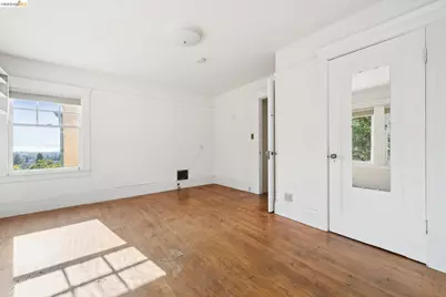 2605 Hilgard Ave, Berkeley, CA 94709 - Photo 45