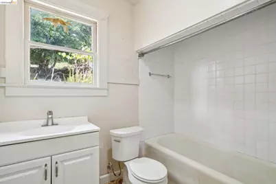 2605 Hilgard Ave, Berkeley, CA 94709 - Photo 35