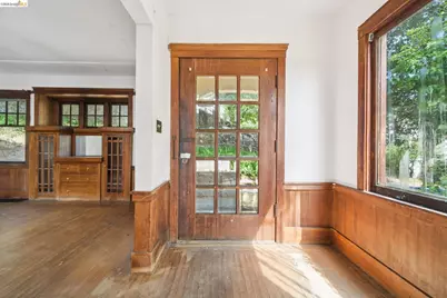 2605 Hilgard Ave, Berkeley, CA 94709 - Photo 15