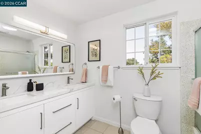 933 Brink Ct, Concord, CA 94518 - Photo 23