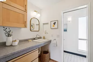 3751 Harrison St, Oakland, CA 94611 - Photo 25