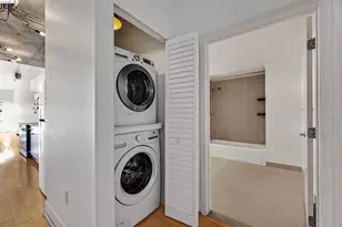 311 Oak St, Oakland, CA 94607 - Photo 11