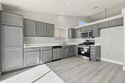 2422 Presidente St, Stockton, CA 95210 - Photo 13