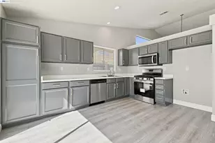 2422 Presidente St, Stockton, CA 95210 - Photo 13
