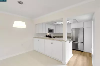 1748 Golden Rain Rd #5, Walnut Creek, CA 94595 - Photo 9