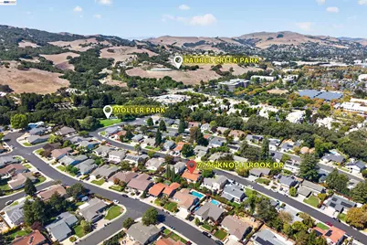 7776 Knollbrook Dr, Pleasanton, CA 94588 - Photo 53