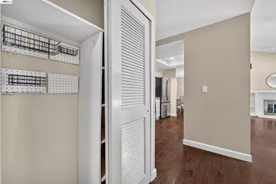 7776 Knollbrook Dr, Pleasanton, CA 94588 - Photo 27