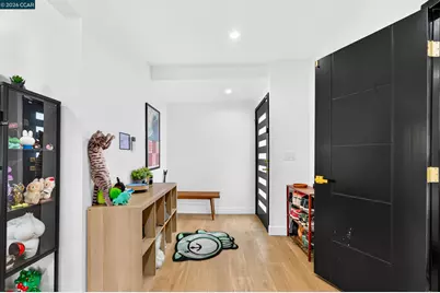 4261 Division St, Los Angeles, CA 90065 - Photo 15