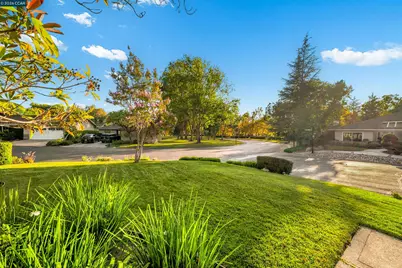 407 La Quinta Ct, Danville, CA 94526 - Photo 11