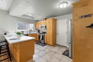 4852 Regents Park Ln, Fremont, CA 94538 - Photo 23