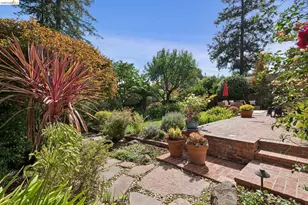 5610 Snake Rd, Oakland, CA 94611 - Photo 49