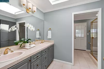 26 Ravenhill Ln, Moraga, CA 94556 - Photo 43