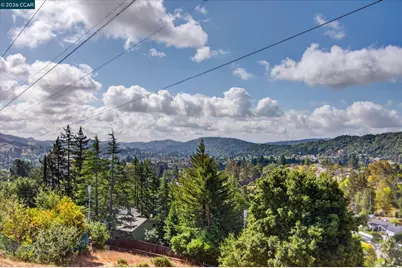 26 Ravenhill Ln, Moraga, CA 94556 - Photo 55