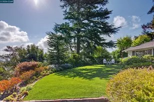 26 Ravenhill Ln, Moraga, CA 94556 - Photo 5