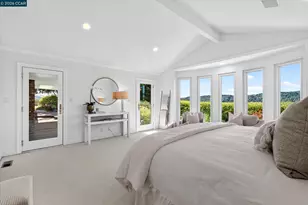 26 Ravenhill Ln, Moraga, CA 94556 - Photo 35