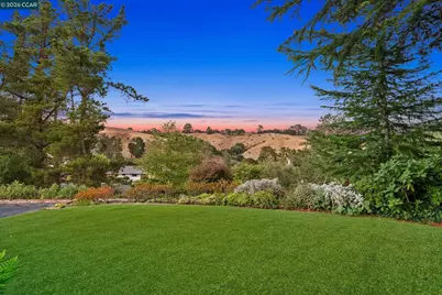 26 Ravenhill Ln, Moraga, CA 94556 - Photo 51