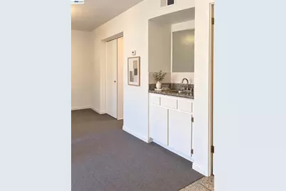 38 Kelloch Ave, San Francisco, CA 94134 - Photo 9