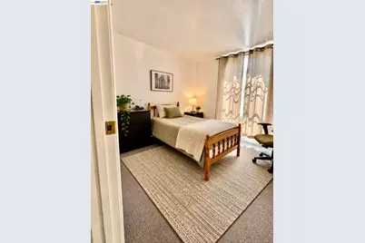 38 Kelloch Ave, San Francisco, CA 94134 - Photo 15