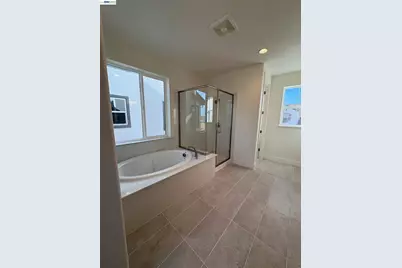 2412 Golden Way, Fairfield, CA 94533 - Photo 25