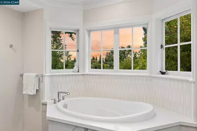 1232 Rose Ln, Lafayette, CA 94549 - Photo 27