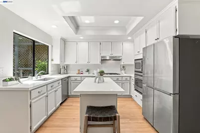 1655 Geary Rd #21, Walnut Creek, CA 94597 - Photo 13