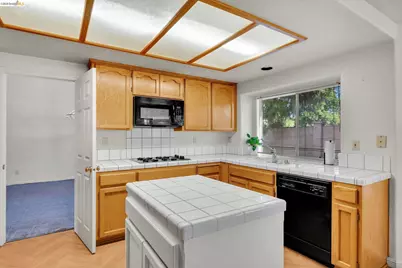 4437 Rock Island Dr, Antioch, CA 94509 - Photo 21