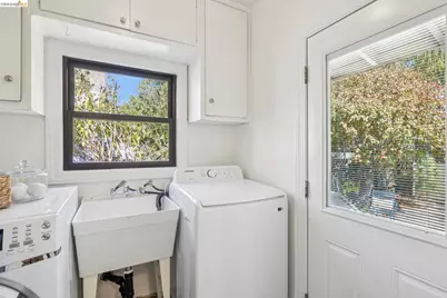 642 27th St, Richmond, CA 94804 - Photo 45