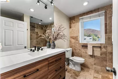 11707 Garrick Ave, Lakeview Terrace (los Angeles), CA 91342 - Photo 25