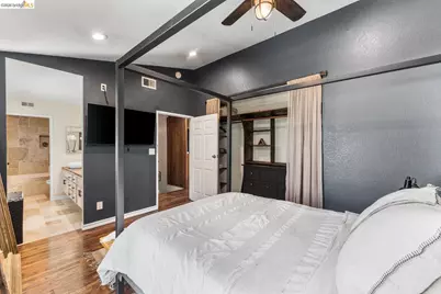 11707 Garrick Ave, Lakeview Terrace (los Angeles), CA 91342 - Photo 17