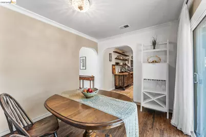 11707 Garrick Ave, Lakeview Terrace (los Angeles), CA 91342 - Photo 7