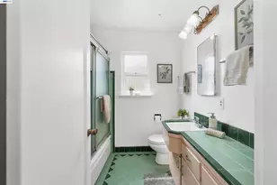426 Lloyd Ave, San Leandro, CA 94578 - Photo 15