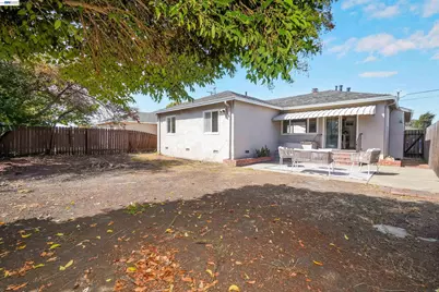 426 Lloyd Ave, San Leandro, CA 94578 - Photo 35