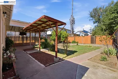 33612 8th St, Union City, CA 94587 - Photo 25