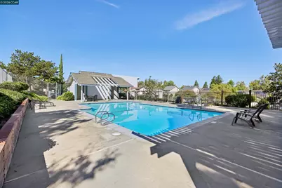 4893 Shadowfalls Dr, Martinez, CA 94553 - Photo 69