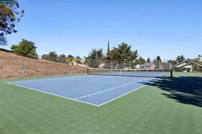 4893 Shadowfalls Dr, Martinez, CA 94553 - Photo 71