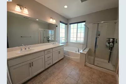 2737 Rio Seco Dr, Bay Point, CA 94565 - Photo 7